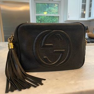 Gucci small soho black leather disco bag